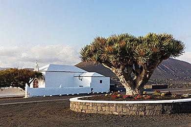 《漫威暗夜之子》浩克实机 今日发售